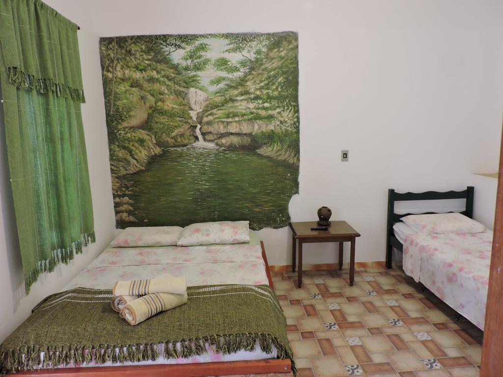 Pousada Casa Da Serra Sao Tome das Letras Bilik gambar